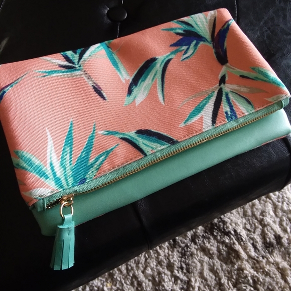 Handbags - Tropical Fold Over Clutch NWOT